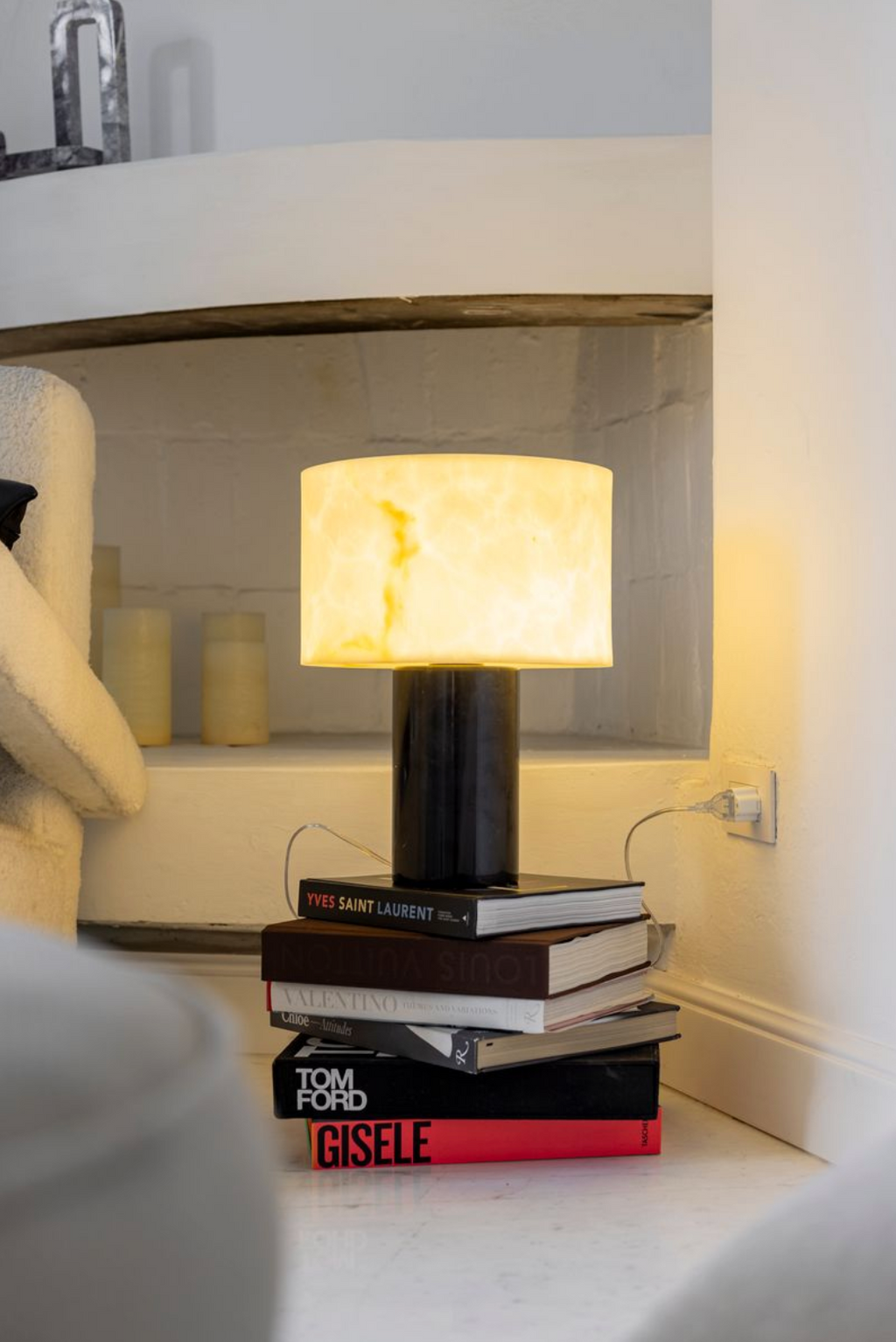 Alba Table Lamp