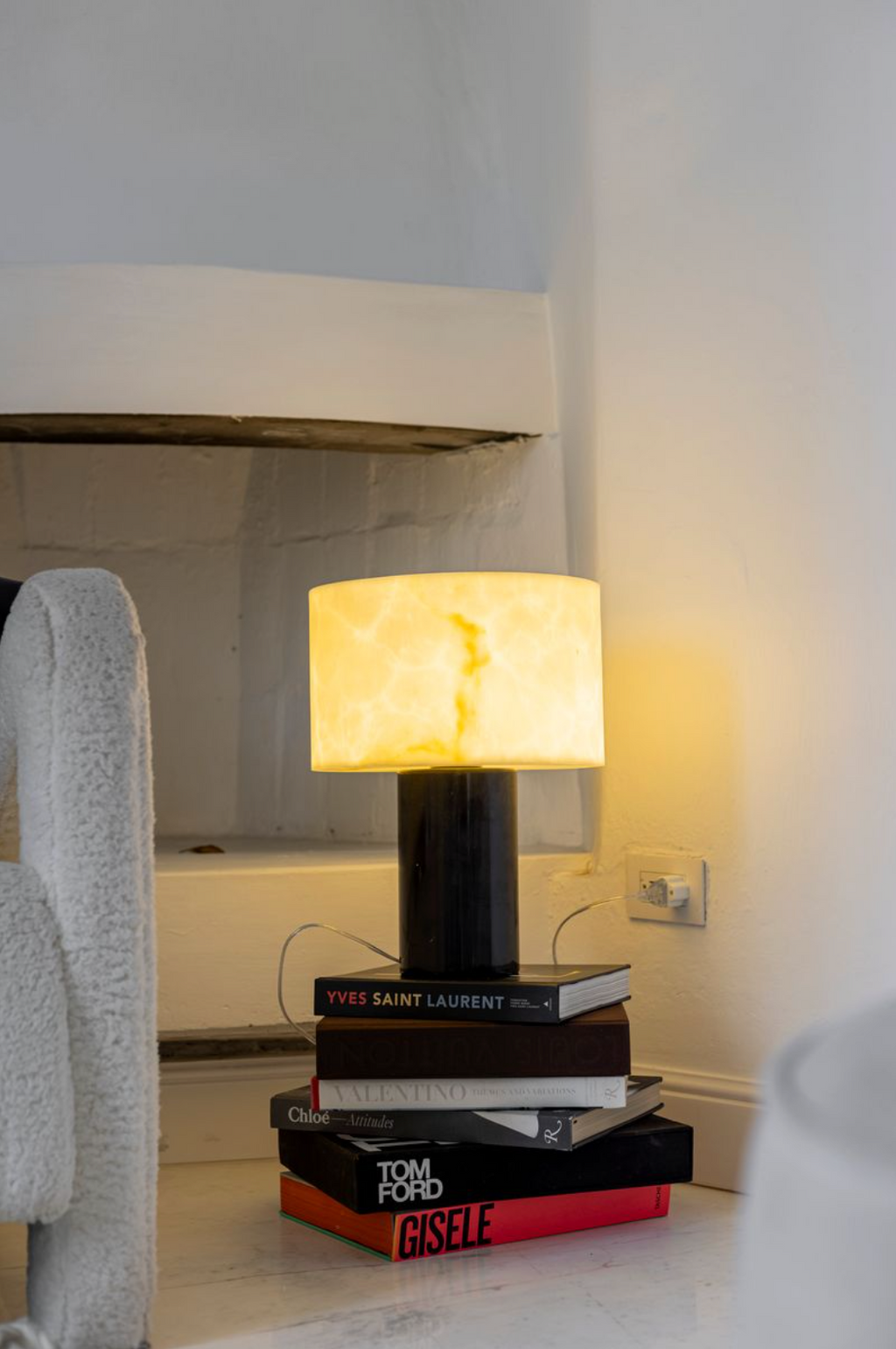 Alba Table Lamp