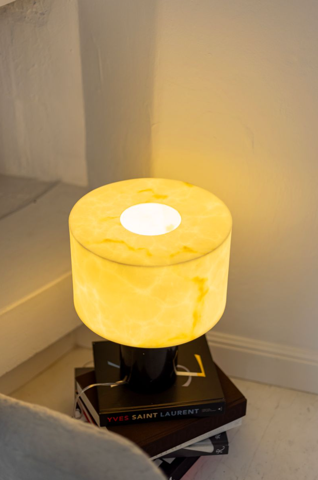 Alba Table Lamp