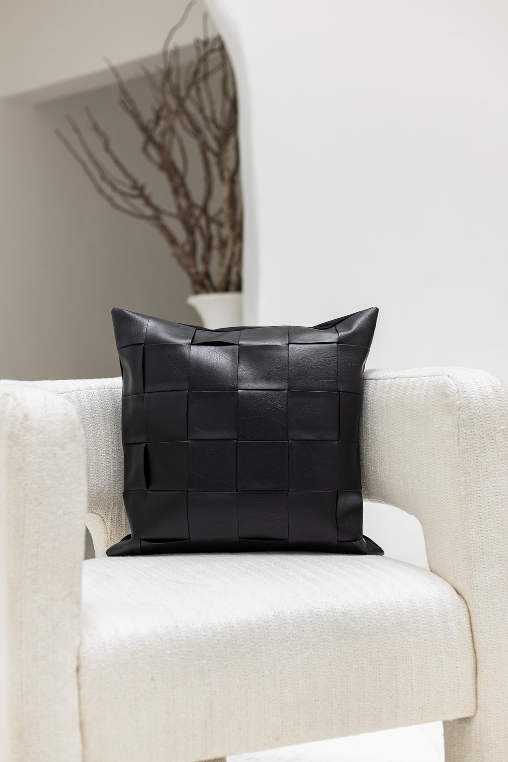 Set de 2 Cojines Monolito Ecopiel Negros