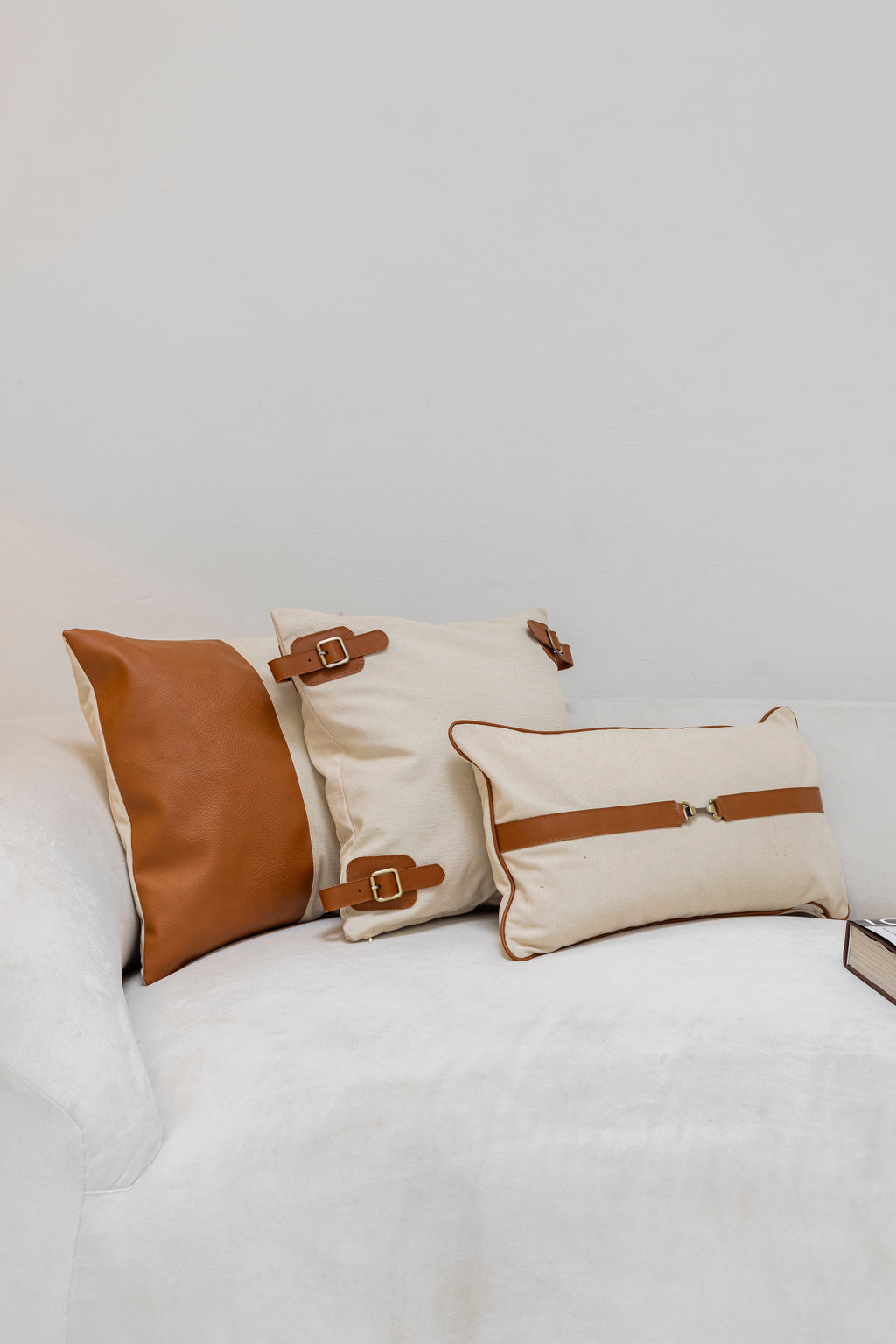 Set de 2 Cojines Saddle Buckle